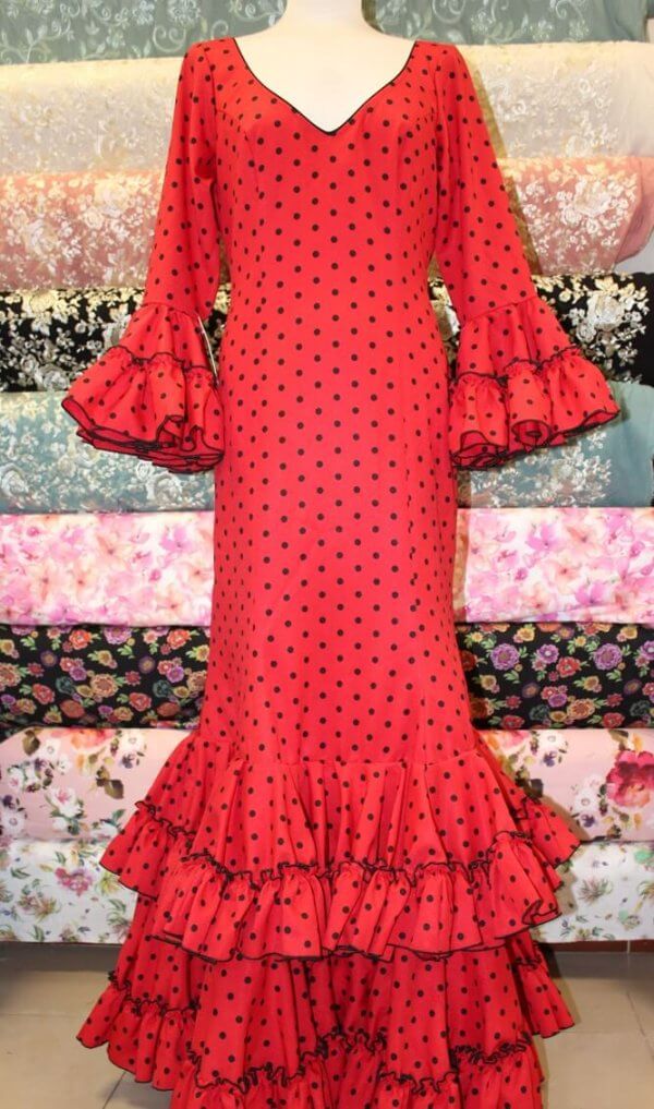 TRAJE DE FLAMENCA CON MANGAS. REF.HINOJO